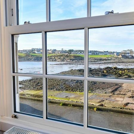 3 Bedroom Townhouse Right On The Harbour Isle of Whithorn Extérieur photo
