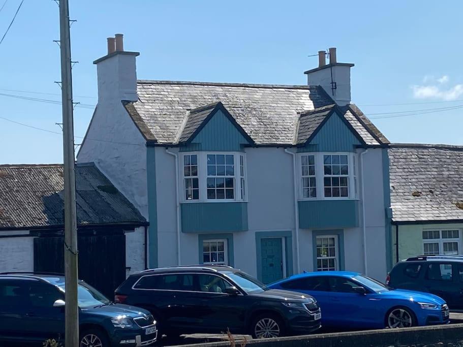 3 Bedroom Townhouse Right On The Harbour Isle of Whithorn Extérieur photo