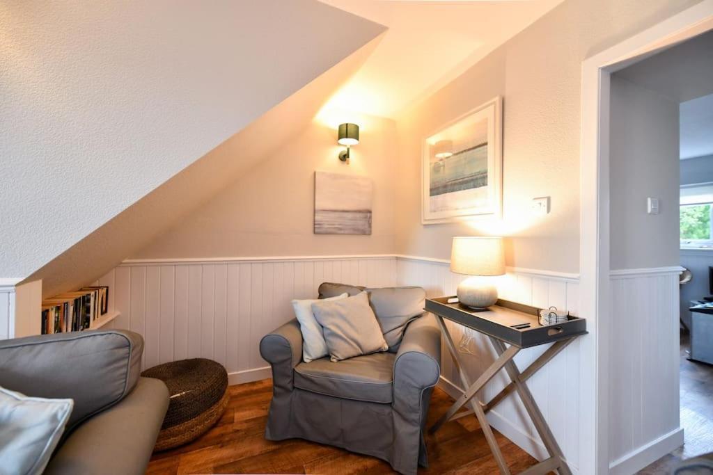 3 Bedroom Townhouse Right On The Harbour Isle of Whithorn Extérieur photo